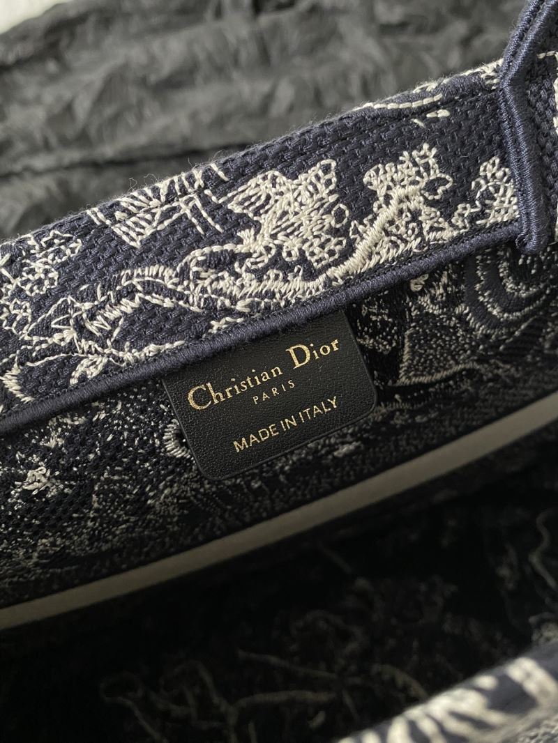 Christian Dior Shopping Bags